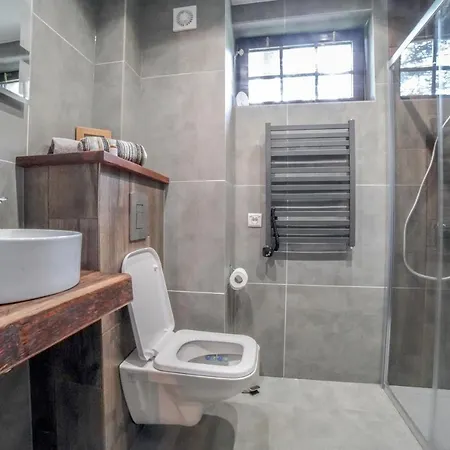 Siedlisko Pod Swierkami-twoj Wlasny Kawalek Raju בית נופש *