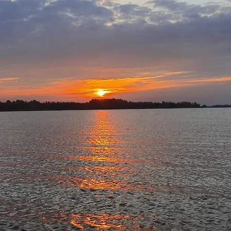 Siedlisko Pod Swierkami-twoj Wlasny Kawalek Raju בית נופש